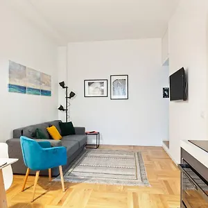 Appartement Design And New Flat In Navigli District, Milan